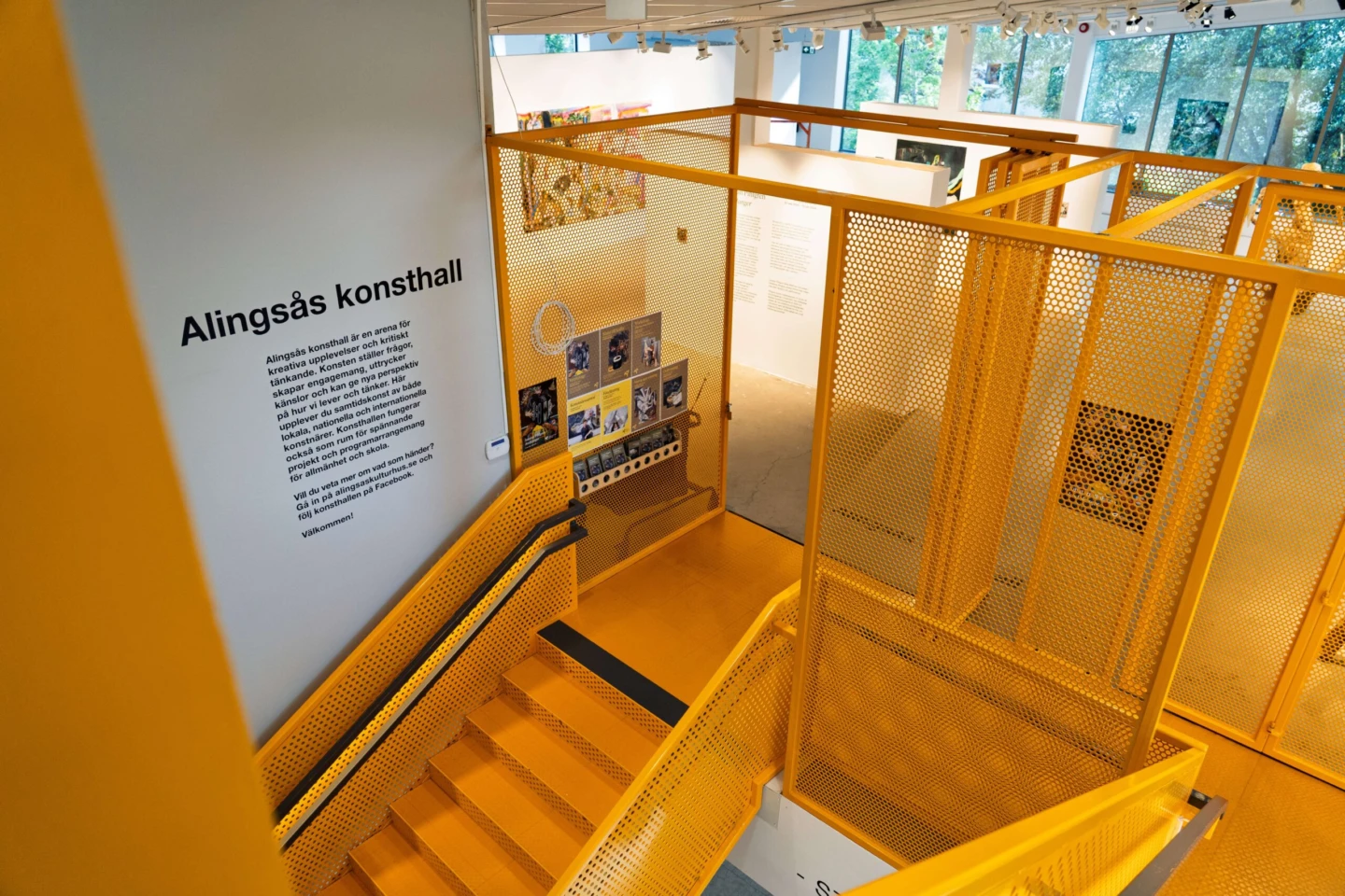 Alingsås Konsthall, entré och trappa