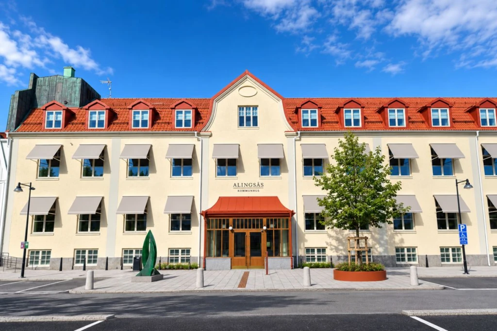 Alingsås kommunhus sett framifrån.